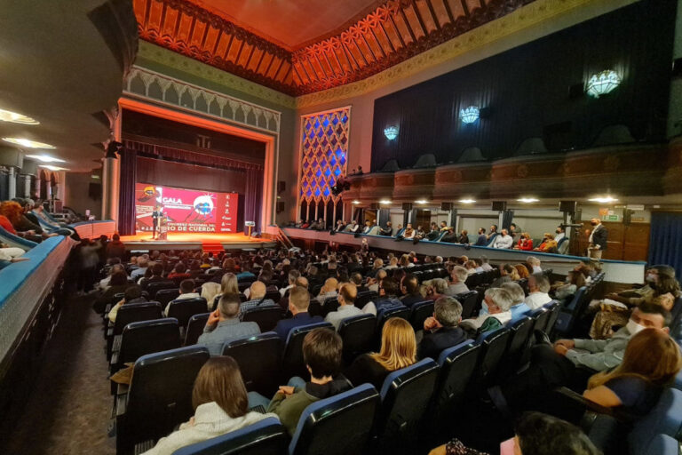 Congreso del Toro de Cuerda en el Teatro Marín de Teruel